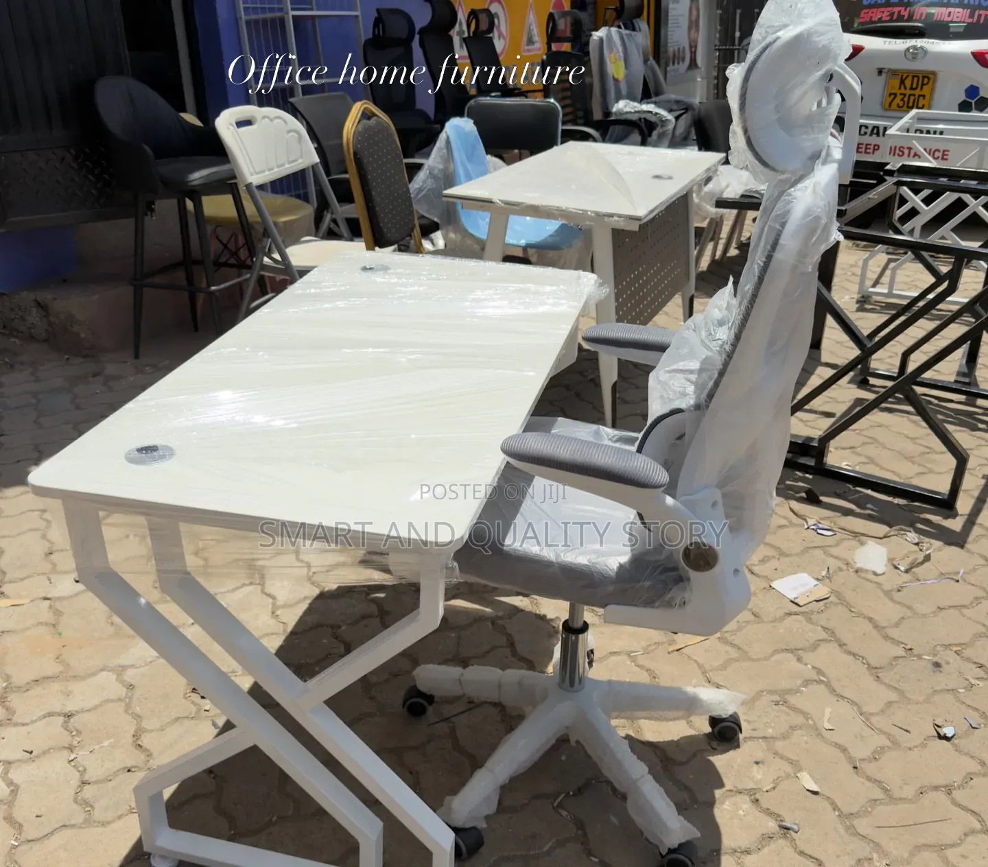 1.2m +2ft+ 2ft Office Table/Office Desk