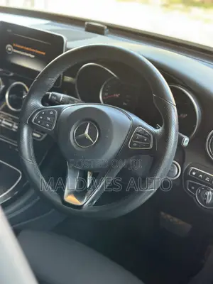 Mercedes-Benz GLC-Class 2019 White