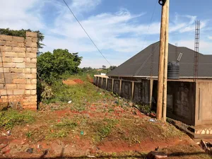 Kira Kito Mamerito Road 12decimals 50×100feet Titled Plot on Sale