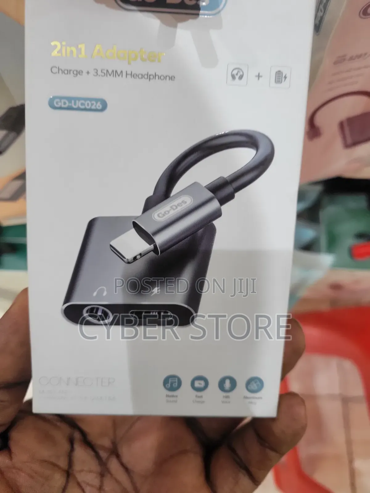 Go-Des GD-UC026 2-in-1 Adapter