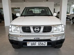 Nissan Hardbody 2002 White