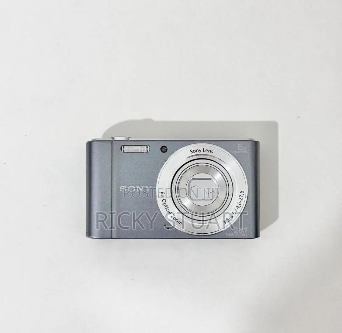 Sony Cyber-Shot DSC-W810 Digital Compact Camera