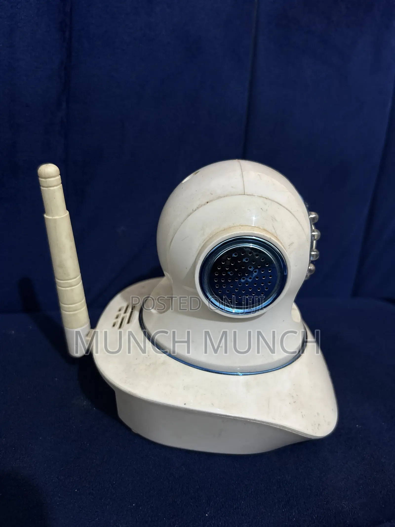 Jooan Wireless IP Pan/Tilt Security Camera