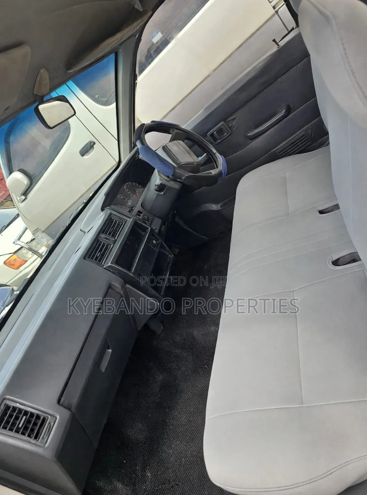 Nissan Pick-Up 2.5D 1998 White