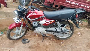 TVS HLX 125 2023 Red