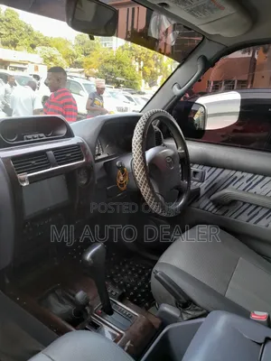 Toyota Land Cruiser 2000 Silver