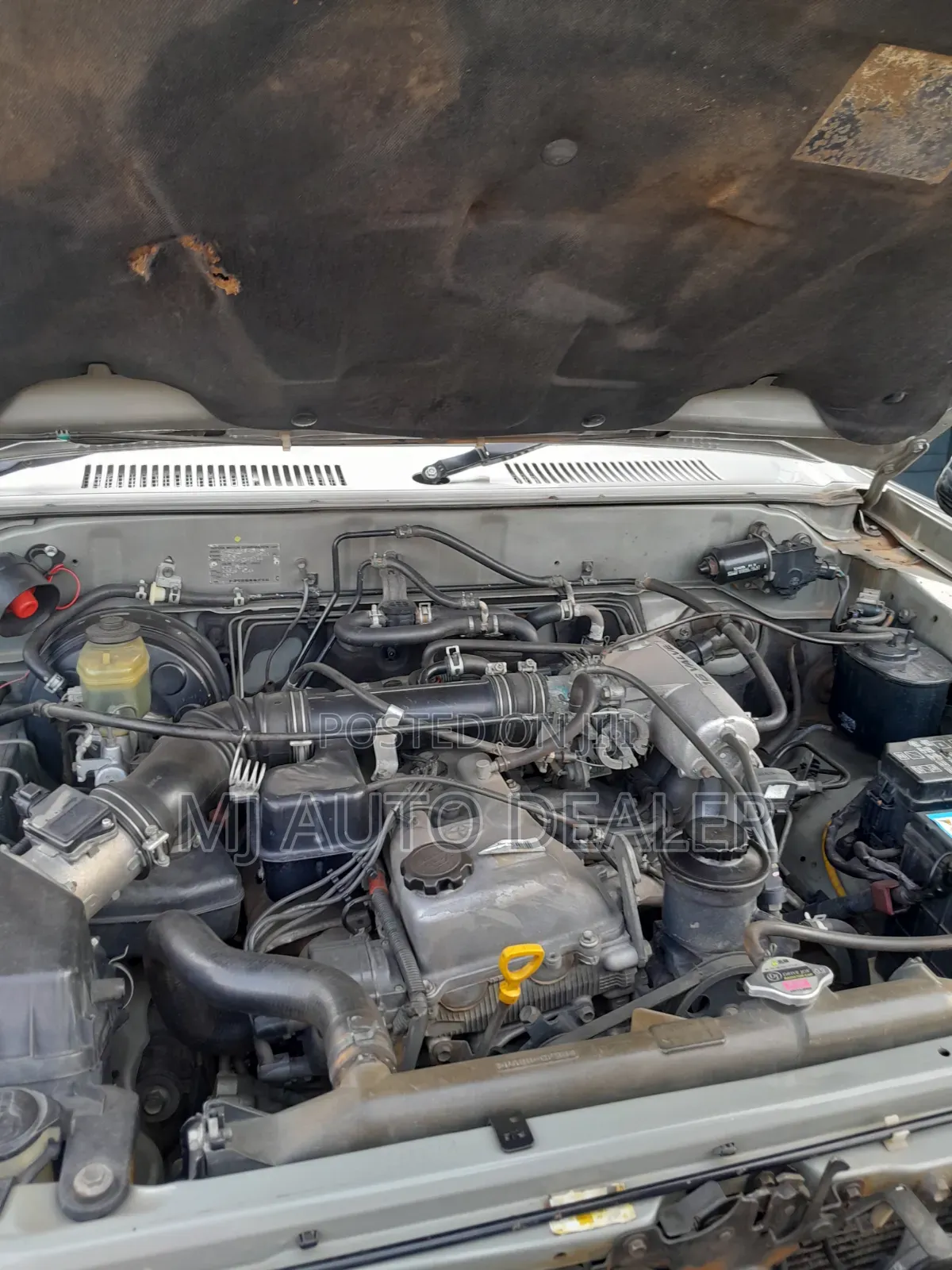 Toyota Land Cruiser 2000 Silver