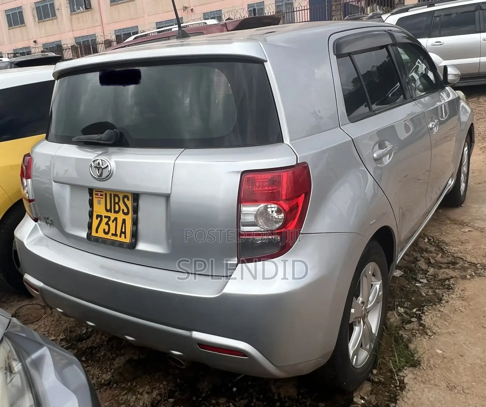 Toyota IST 2010 Silver