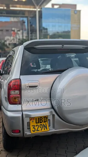 Toyota RAV4 Automatic 2002 Silver