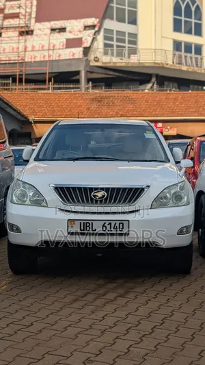 Toyota Harrier 2009 White