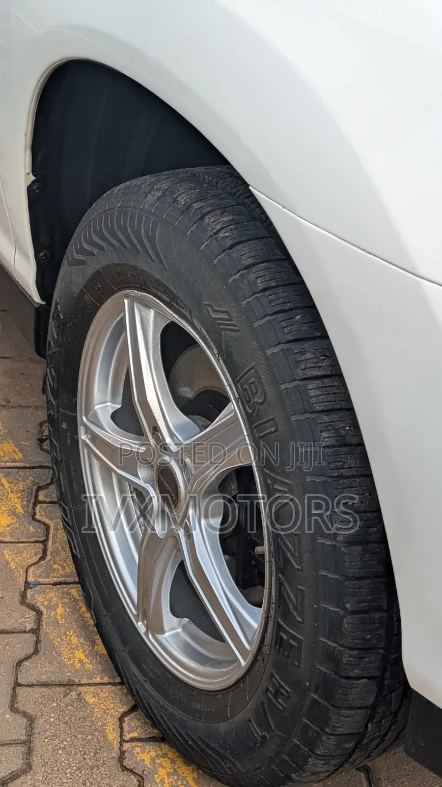 Toyota Harrier 2009 White