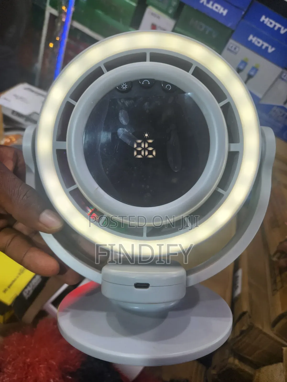 7-Inch Auto-Oscillating Rechargeable Desk Fan