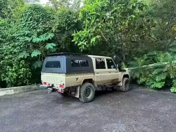 Canopy for Land Cruiser LC79