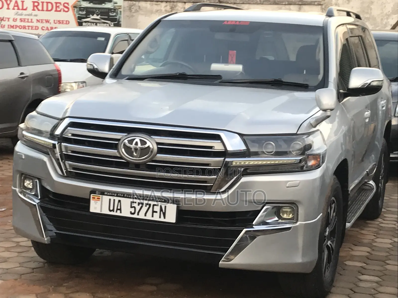 Toyota Land Cruiser Prado 2017 Silver
