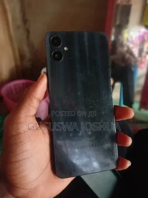 Samsung Galaxy A05 64 GB Gray