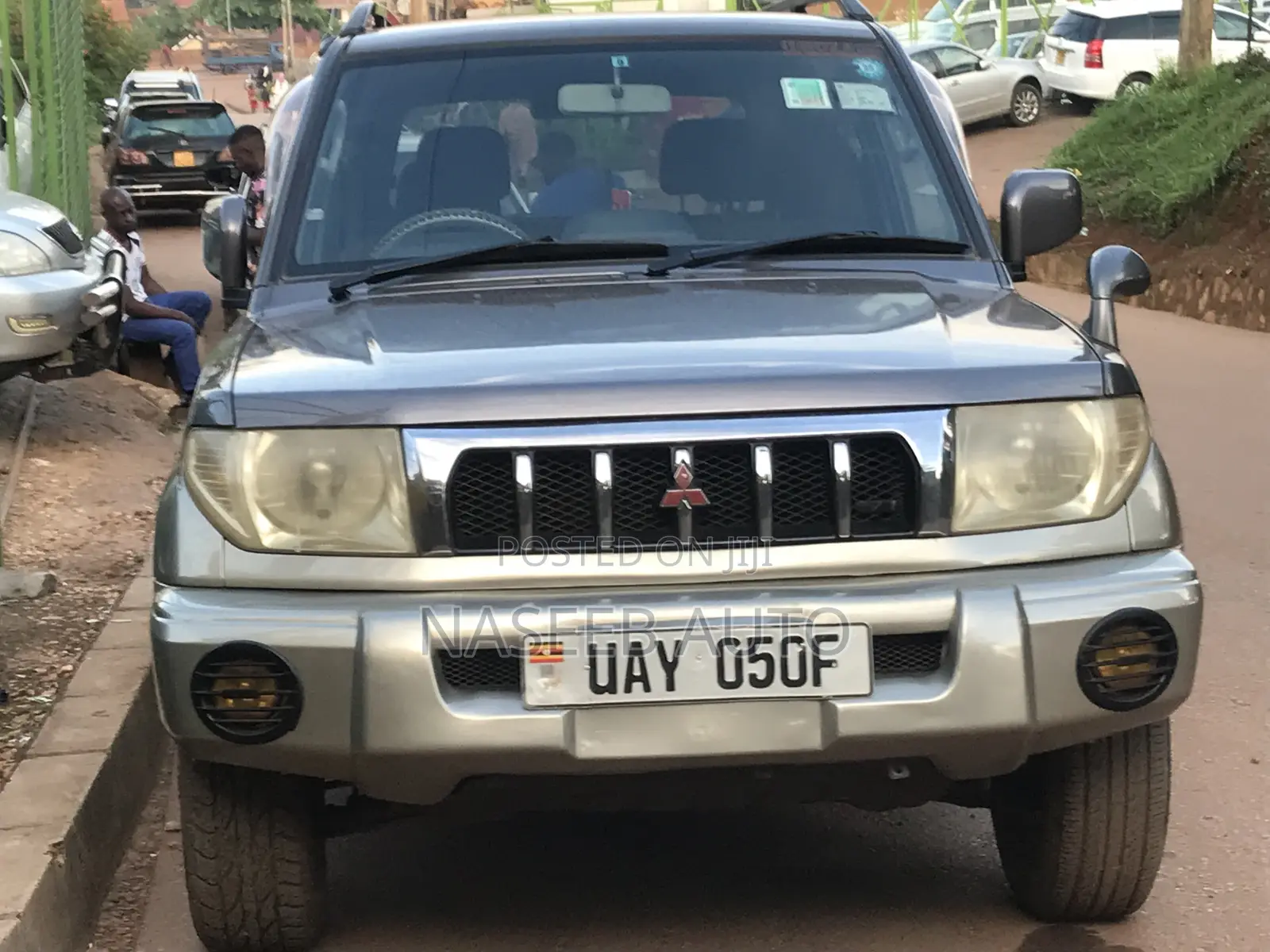 Mitsubishi Pajero IO 2001 Gray