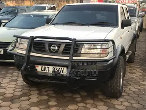 Nissan Hardbody 2010 White