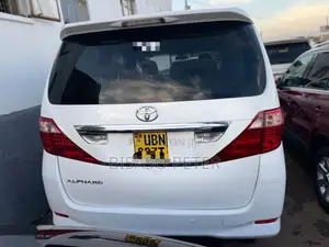 Toyota Alphard 2010 White