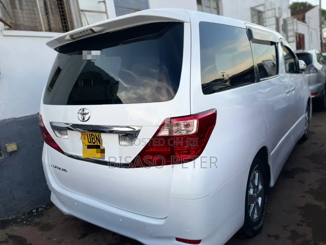 Toyota Alphard 2010 White