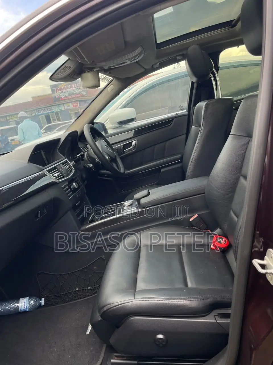 Mercedes-Benz E300 2010 Beige