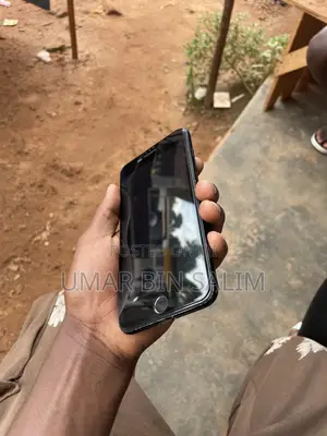 Apple iPhone 7 Plus 128 GB Black