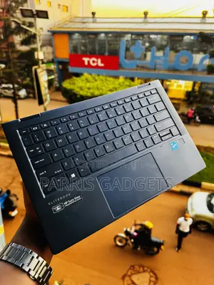 Laptop HP Elite Dragonfly x360 11th Gen 16GB Intel Core i7 SSD 256GB