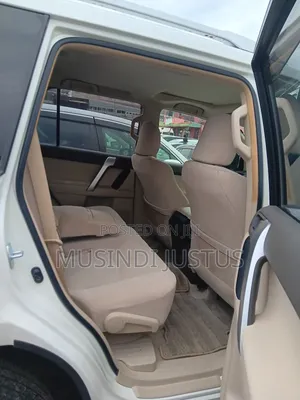 Toyota Land Cruiser Prado 2022 White