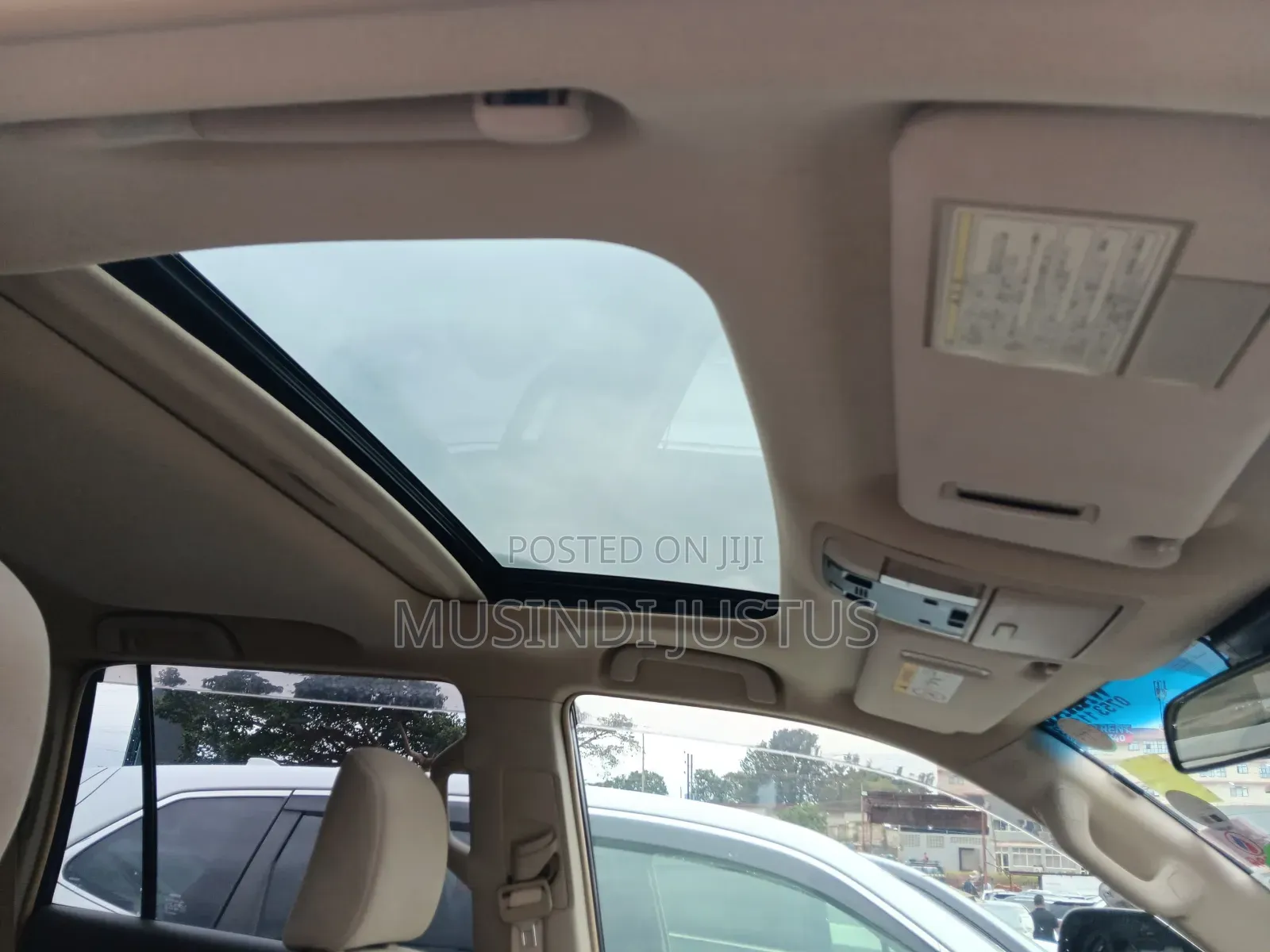 Toyota Land Cruiser Prado 2022 White