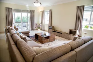 Furnished 5bdrm Mansion in Munyonyo, Makindye for sale