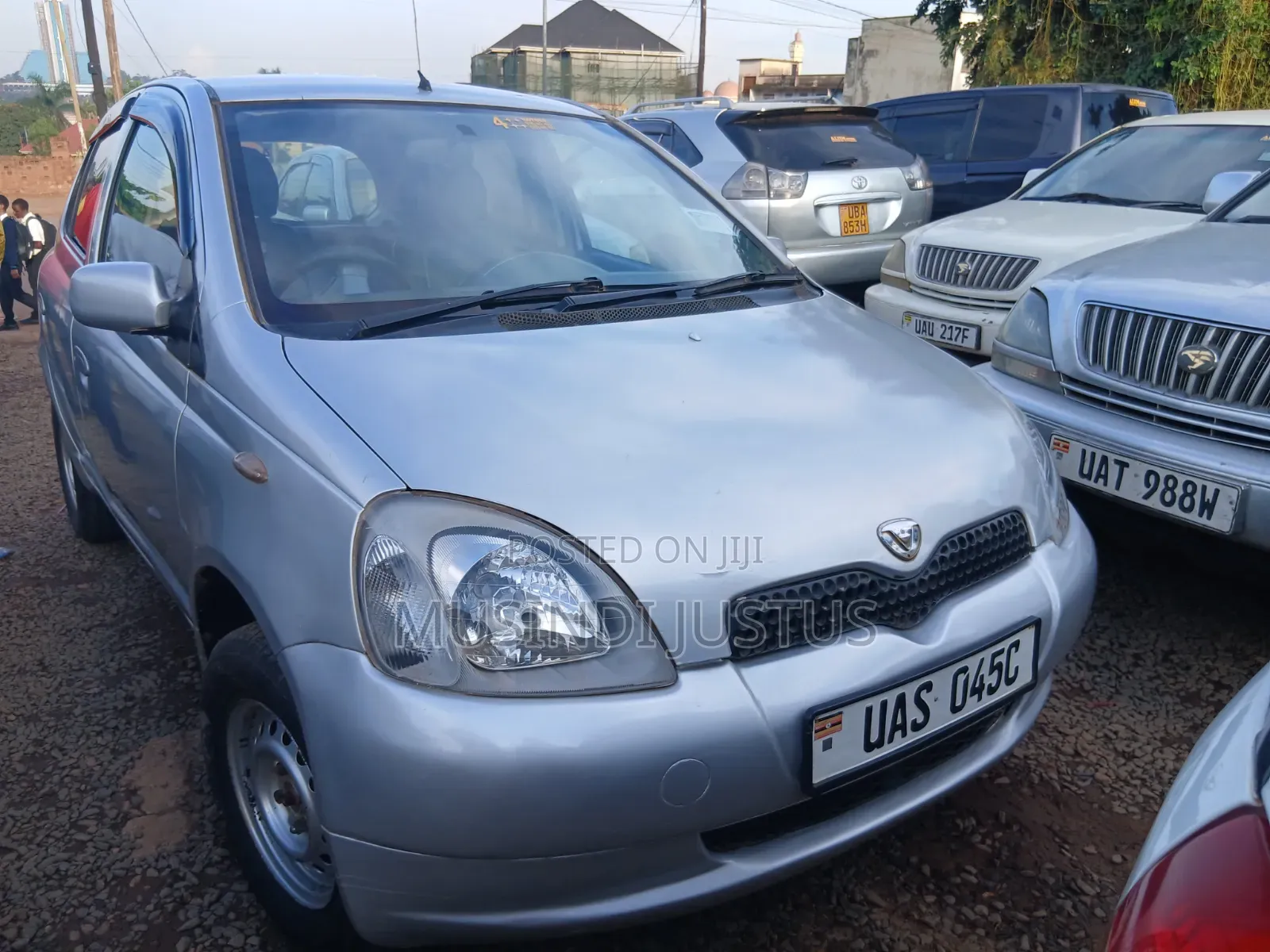 Toyota Vitz 2003 Silver