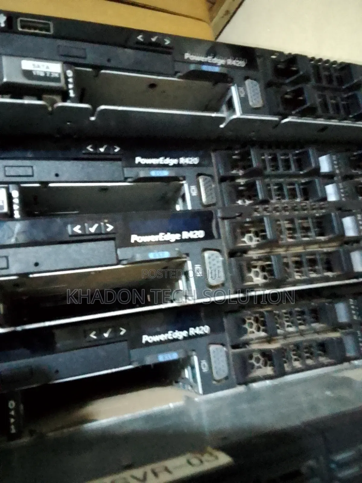 Server Dell Poweredge R630 32GB Intel Xeon HDD+SSD 500GB
