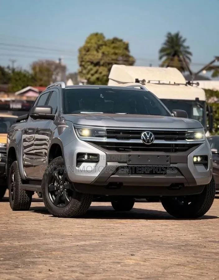 Volkswagen Amarok 2025 Gray