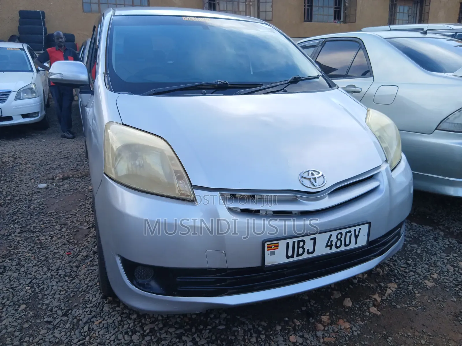 Toyota Passo Sette 2009 Silver