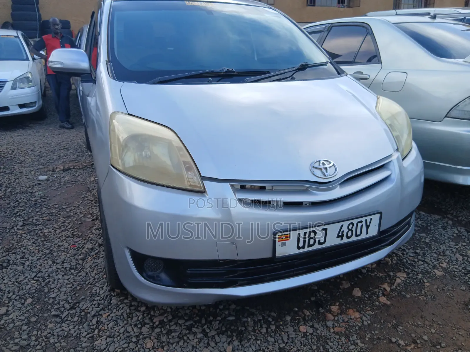 Toyota Passo Sette 2009 Silver