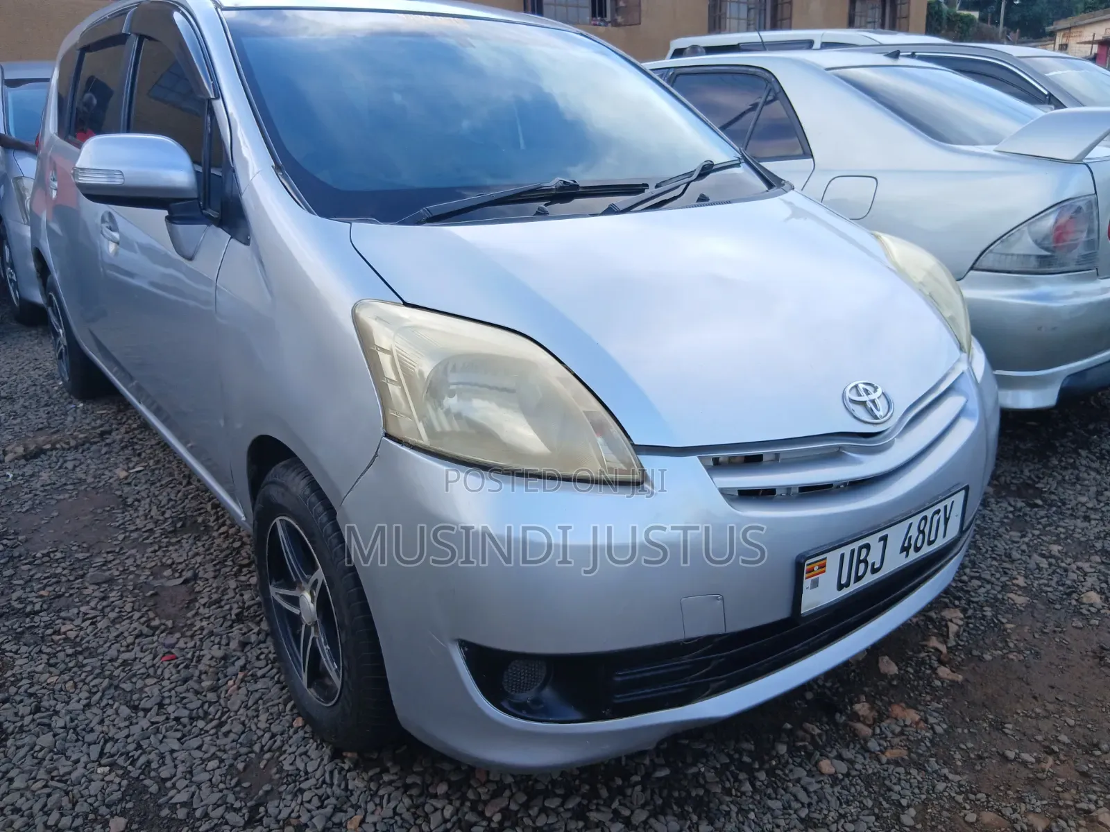 Toyota Passo Sette 2009 Silver
