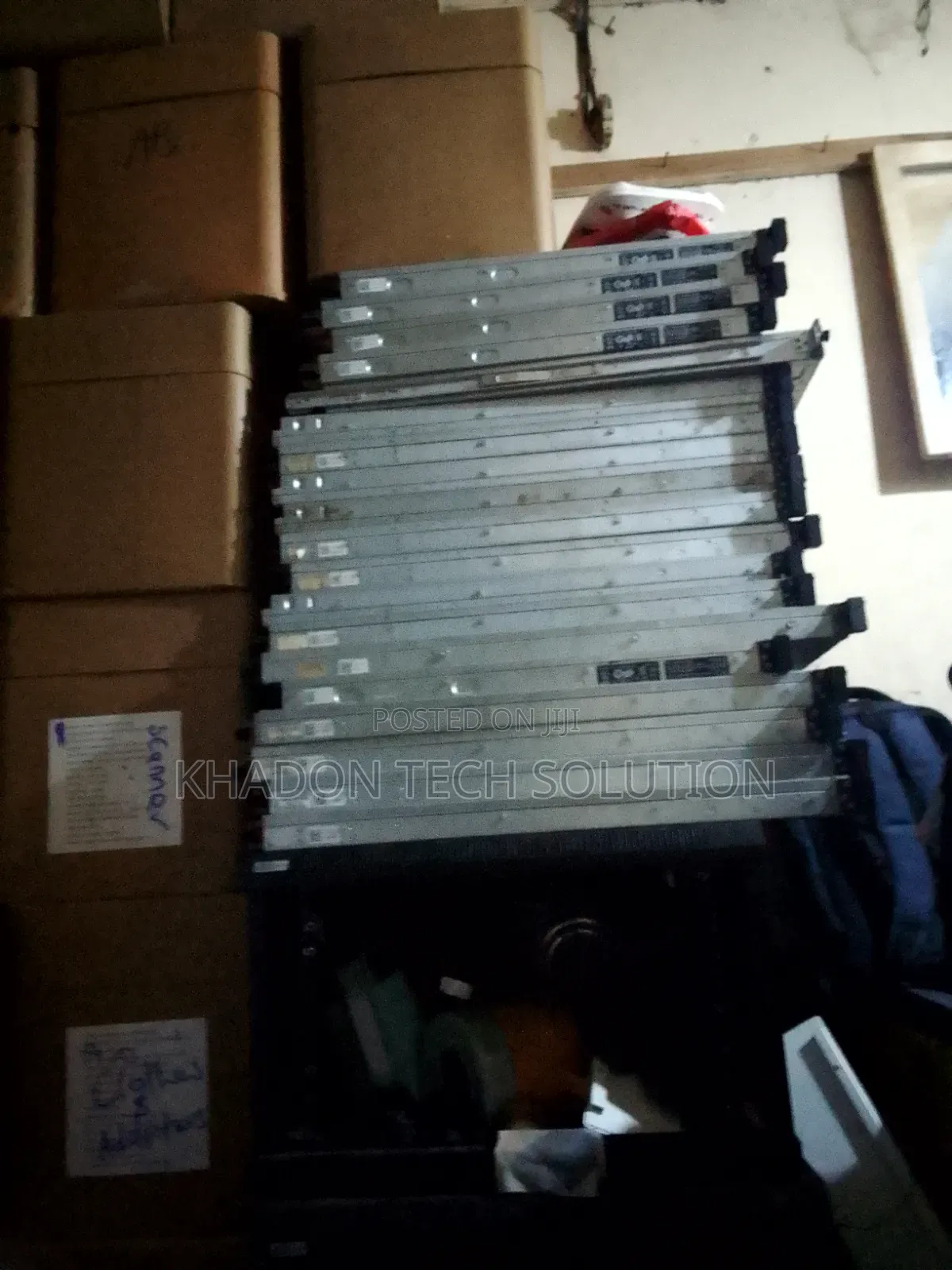 Server Dell Poweredge R630 32GB Intel Xeon HDD+SSD 500GB