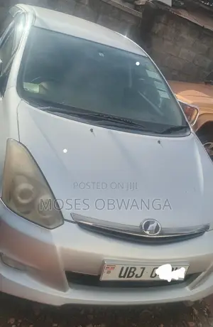 Toyota Wish 2007 Silver