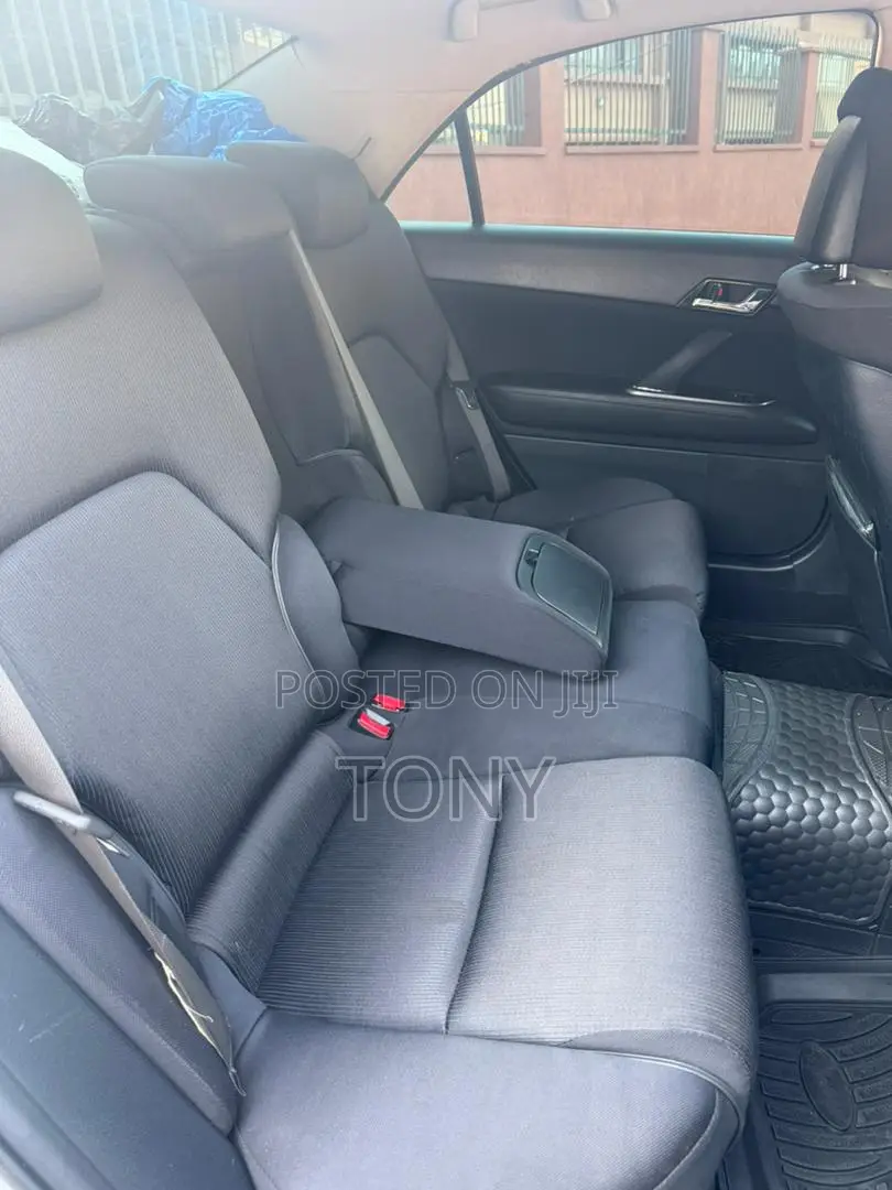 Toyota Mark X 2.5 AWD 2007 Gray