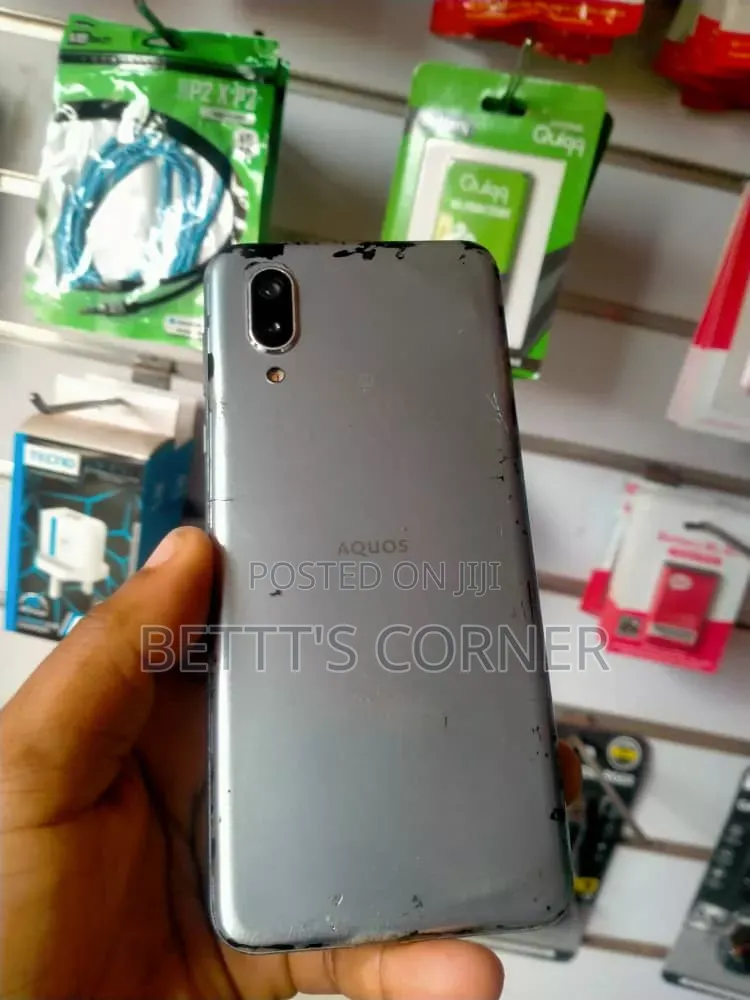 Mobile Phone 128 GB Silver