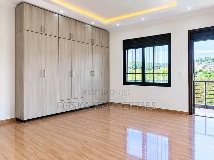 3bdrm Apartment in Bugolobi, Central Division for rent