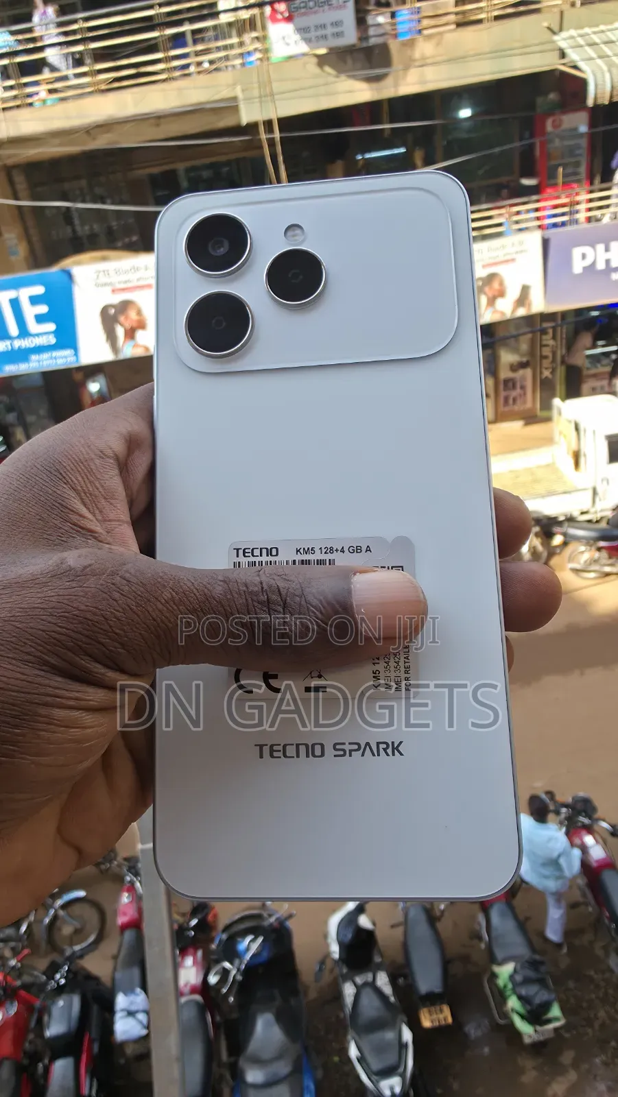 Tecno Spark 40 128 GB White