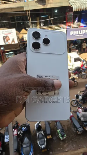 Tecno Spark 40 128 GB White