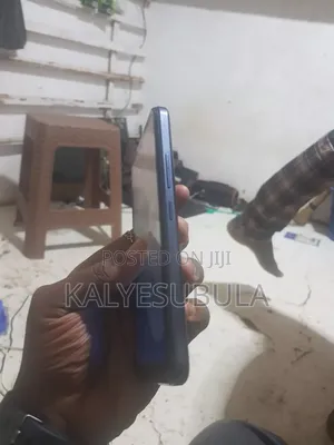 Itel A04 32 GB Black