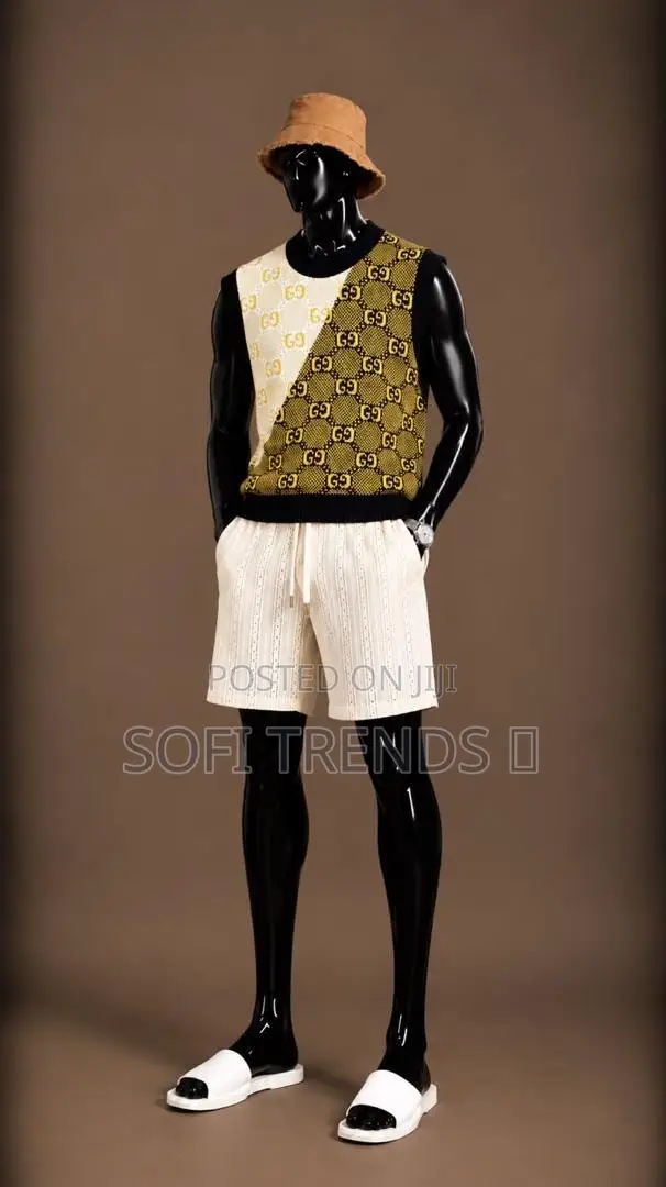 Gent’s Three Quarter Sweater