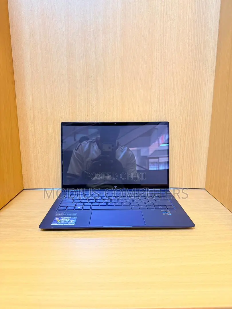 Laptop HP Elite Dragonfly x360 8th Gen 8GB Intel Core i5 SSD 256GB