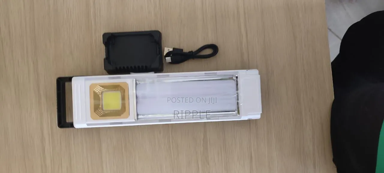 24 LED Solar Rechargeable Work Light – Portable Emergency Lamp