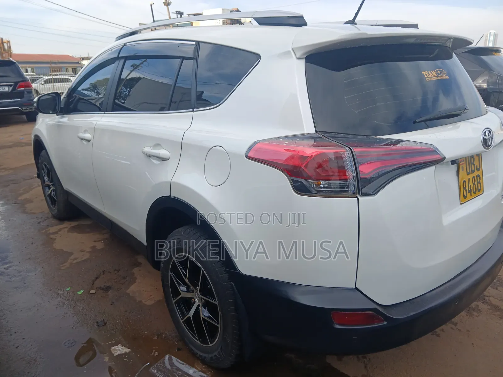 Toyota RAV4 2014 White