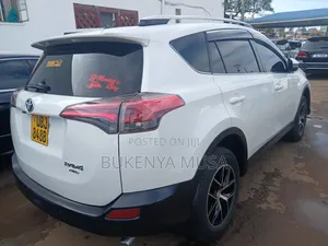 Toyota RAV4 2014 White