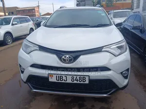 Toyota RAV4 2014 White