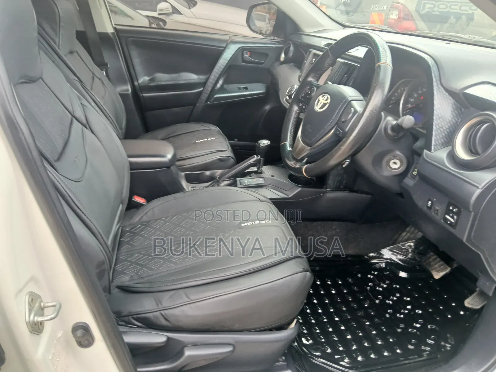 Toyota RAV4 2014 White